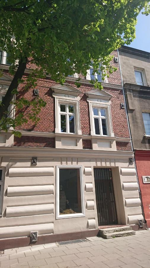 Apartamenty Przy Stonehenge Сосновец Екстериор снимка