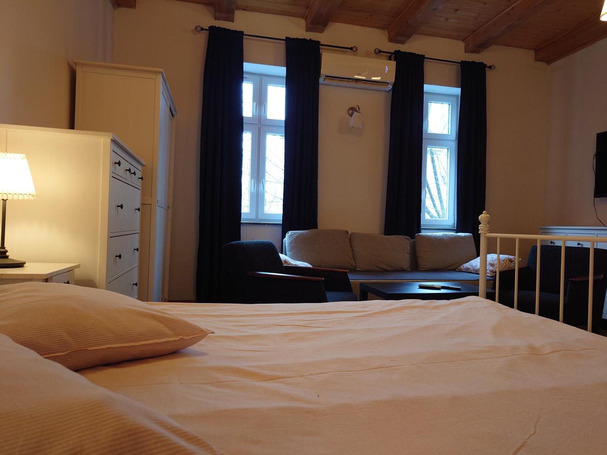 Apartamenty Przy Stonehenge Сосновец Стая снимка