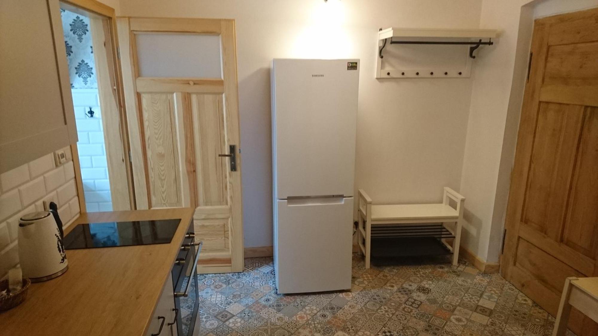 Apartamenty Przy Stonehenge Сосновец Екстериор снимка