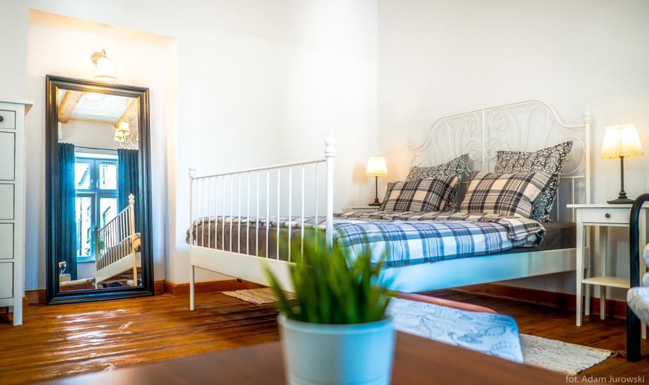 Apartamenty Przy Stonehenge Сосновец Екстериор снимка