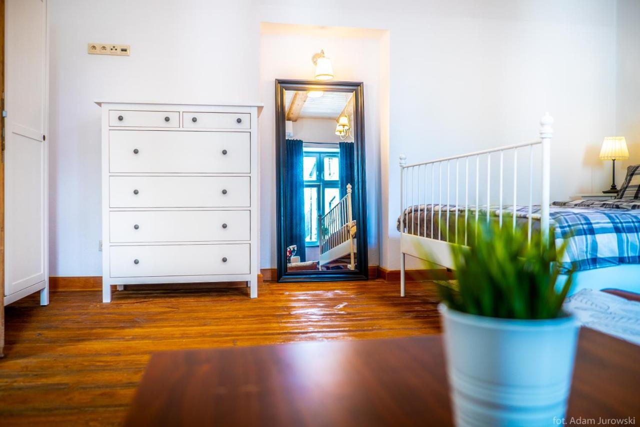 Apartamenty Przy Stonehenge Сосновец Екстериор снимка